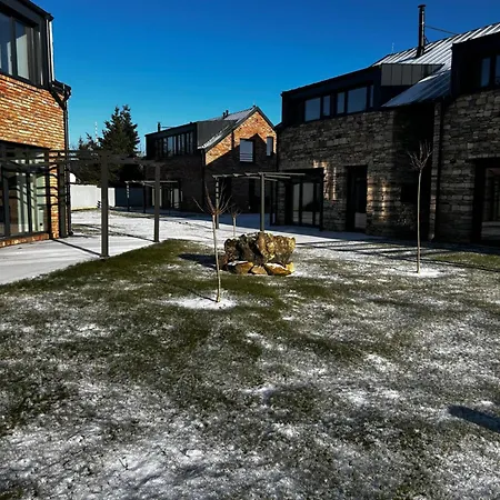 Palace 4* Jíloviště