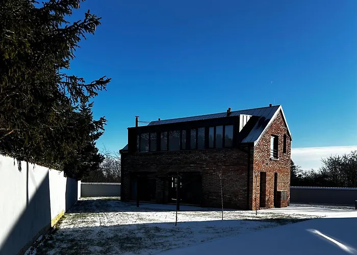 Palace Ξενοδοχείο Jíloviště